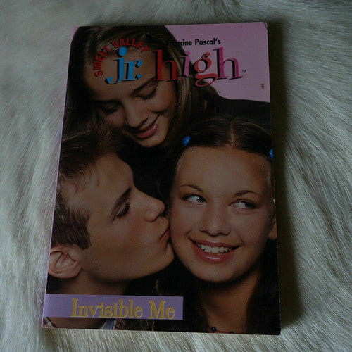 Invisible Me (Sweet Valley Jr. High(TM))