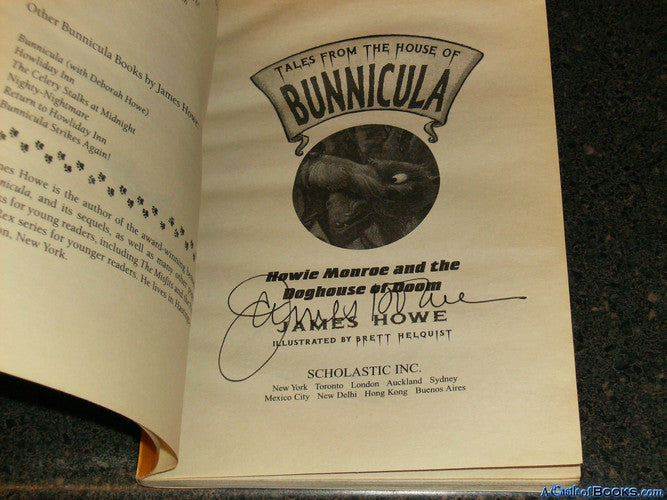 Howie Monroe and the Doghouse of Doom (Tales from the House of Bunnicula)