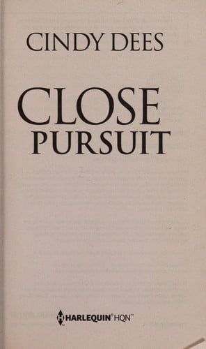 Close Pursuit (Hqn)