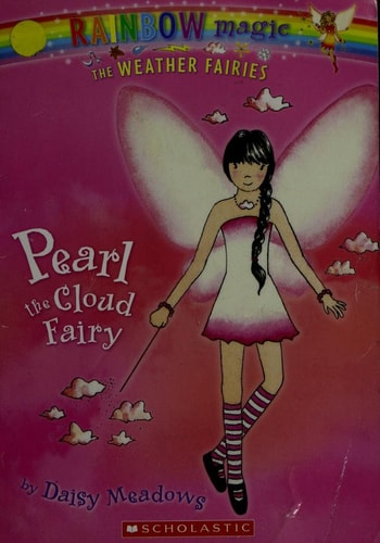 Pearl the Cloud Fairy (Rainbow Magic #3)