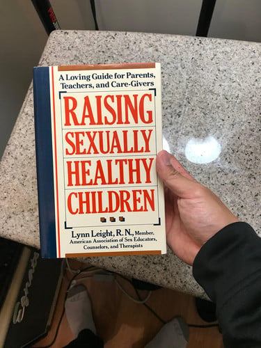 Raising Sexually Healthy Children: A Loving Guide for Parents, Teachers, and Care-Givers