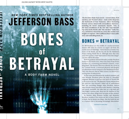 Bones of Betrayal: A Body Farm Novel (Body Farm Novel, 4)