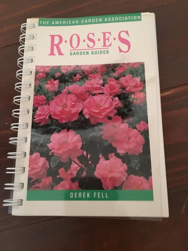 Roses (Garden Guides)