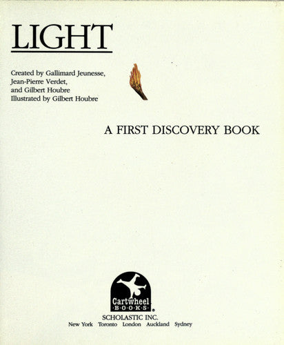 LIGHT(A FIRST DISCOVERY BOOK)