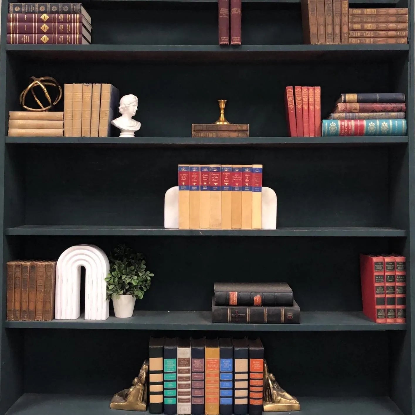 Classic Books by the Foot: Western Ranch Decor Set, Decorative Hardcover Set, Display Hardcovers