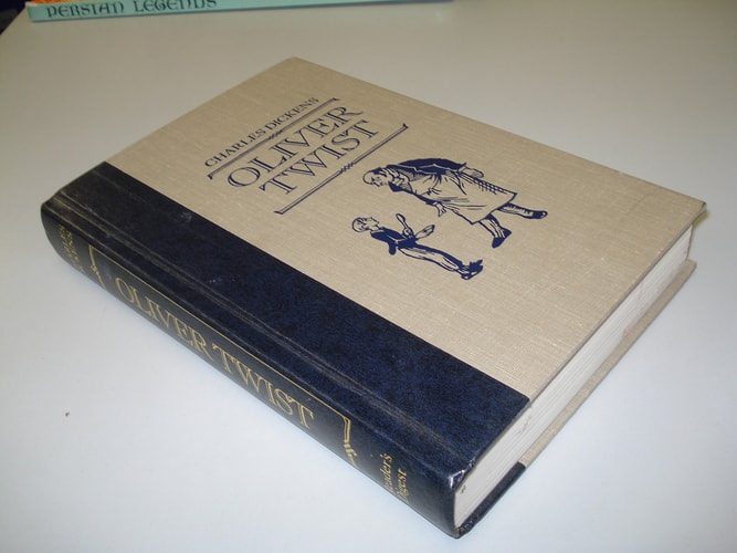 Oliver Twist ; A Tale of Two Cities ; Great Expectations ; A Christmas Carol