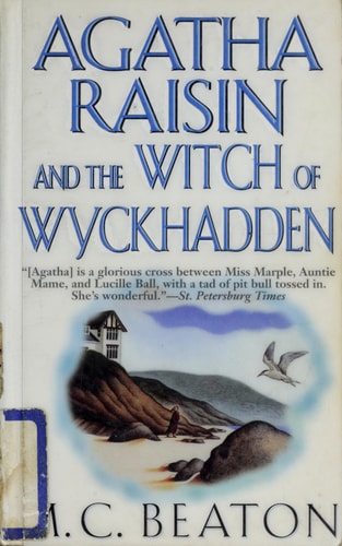 Agatha Raisin and the Witch of Wyckhadden (Agatha Raisin Mysteries, No. 9)