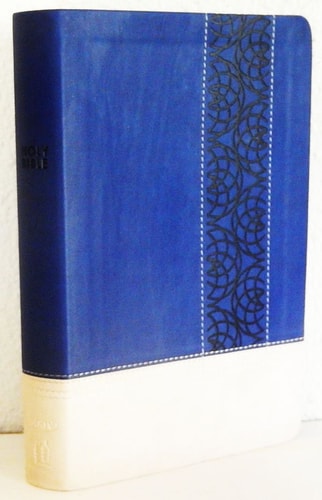 Holy Bible: New King James Version, Sapphire Blue / Tuscany, Leathersoft, Giant Print Reference Edition