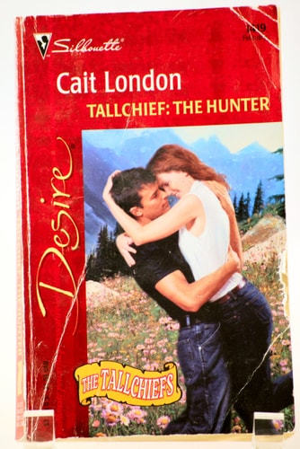 Tallchief: The Hunter (The Tallchiefs) (Harlequin Desire)