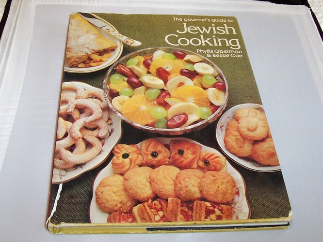 The gourmet's guide to Jewish cooking