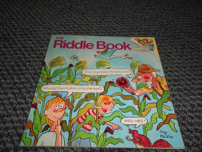The Riddle Book (Pictureback(R))