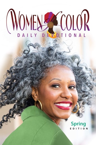 Women of Color Daily Devotional Spring Edition (English, French and Italian Edition)