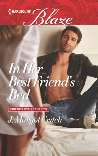 In Her Best Friend's Bed (Friends With Benefits, 5)