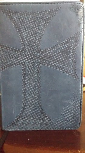 NIV Backpack Bible, Embossed Cross
