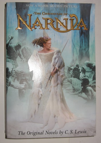 The Chronicles of Narnia Movie Tie-in Edition (adult)