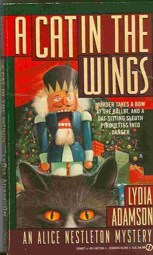 A Cat in the Wings (Alice Nestleton Mystery)