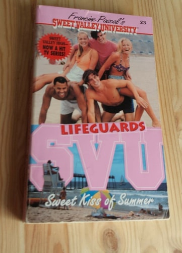 Sweet Kiss of Summer (Sweet Valley University(R))