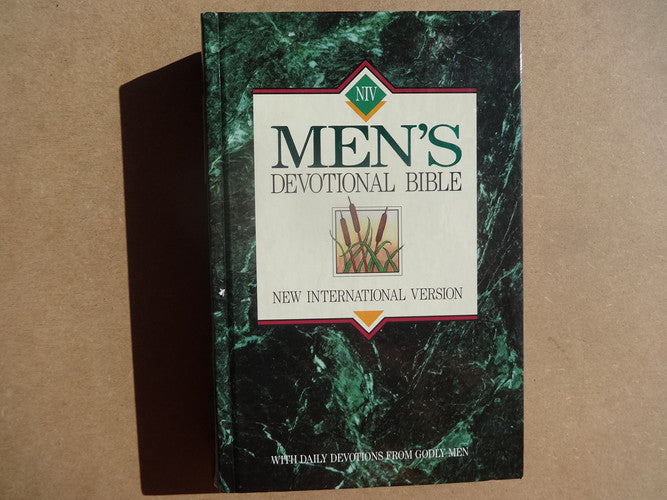 NIV Men's Devotional Bible New International Version