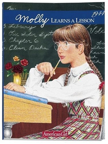 Molly Learns a Lesson 1944 : A School Story, Book 2