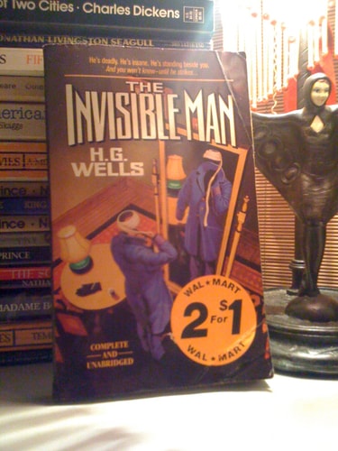 The Invisible Man (Signet Classics)