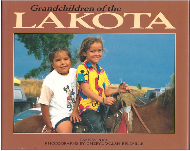 Grandchildren of the Lakota (The World's Children)