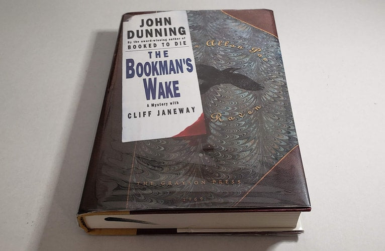 The Bookman's Wake: A Mystery With Cliff Janeway
