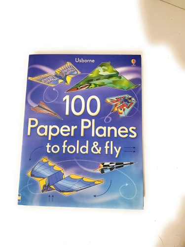 Usborne 100 Paper Planes to Fold & Fly
