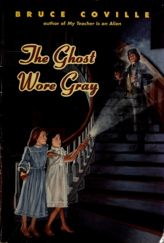 The Ghost Wore Gray (Bantam Skylark Book)