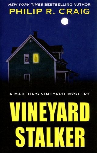 Vineyard Stalker (Martha's Vineyard Mysteries)