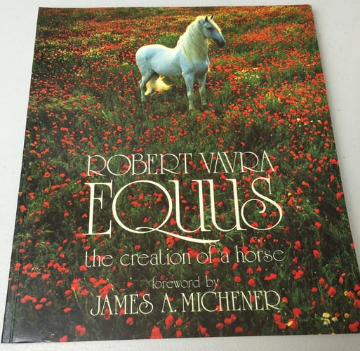 Equus: The Creation of a Horse (English and Spanish Edition)