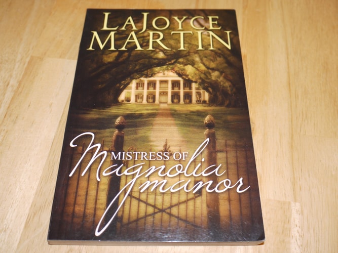 The Mistress of Magnolia Manor