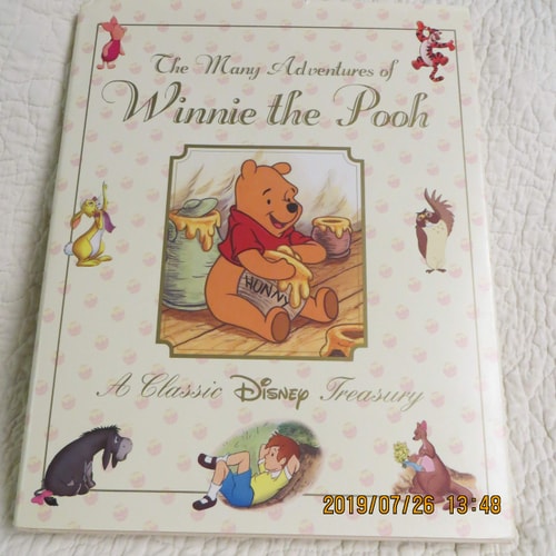 Walt Disney's the Many Adventures of Winnie the Pooh A Classic Disney Treasury