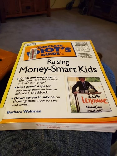 Complete Idiot's Guide to RAISING MONEY-SMART KIDS
