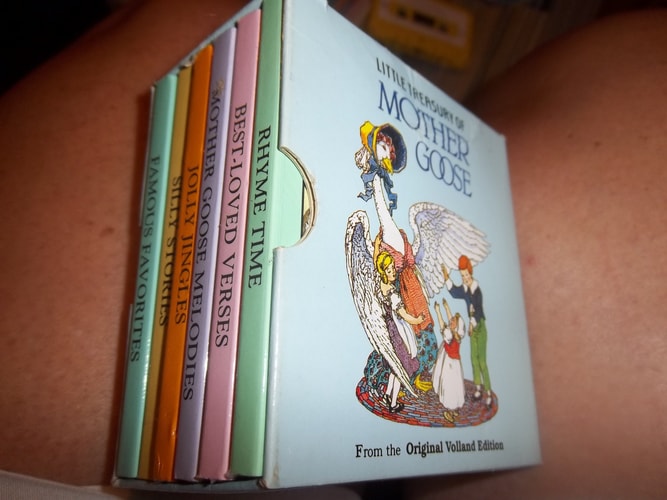 Little Treasury of Mother Goose: 6 Vol. Boxed Set