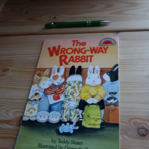 The Wrong-Way Rabbit (Hello Reader)