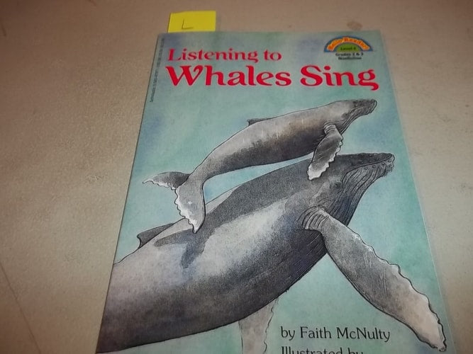Listening To Whales Sing (Hello Reader (Level 4))