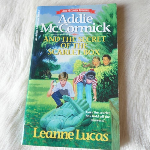 Addie McCormick and the Secret of the Scarlet Box (Addie McCormick Adventures, 7)