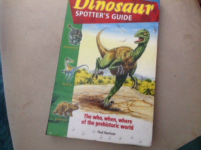 Dinosaurs (Spotter's Guide)