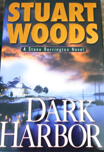Dark Harbor (Stone Barrington Novels)