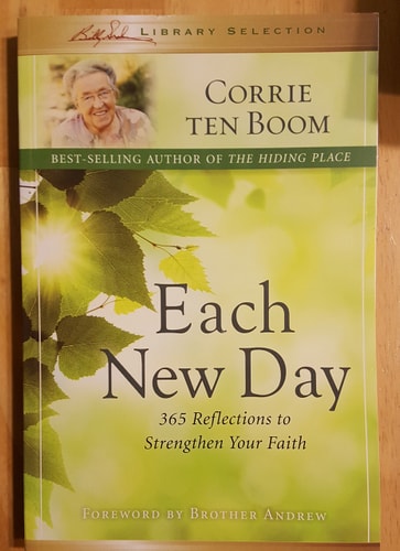 Each New Day - 365 Reflections To Strengthen Your Faith