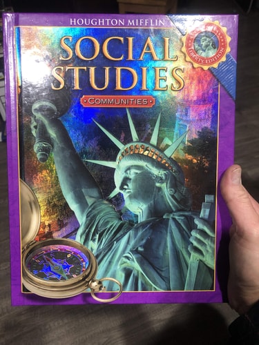 Houghton Mifflin Social Studies: Student Edition Grade 3 Communities 2008