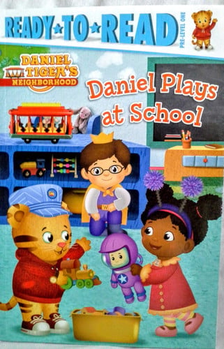 Daniel Plays at School Pre-Level 1 Paperback Book