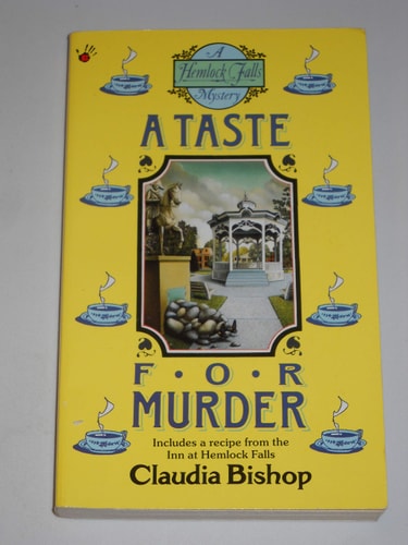 A Taste For Murder (A Hemlock Falls Mystery)