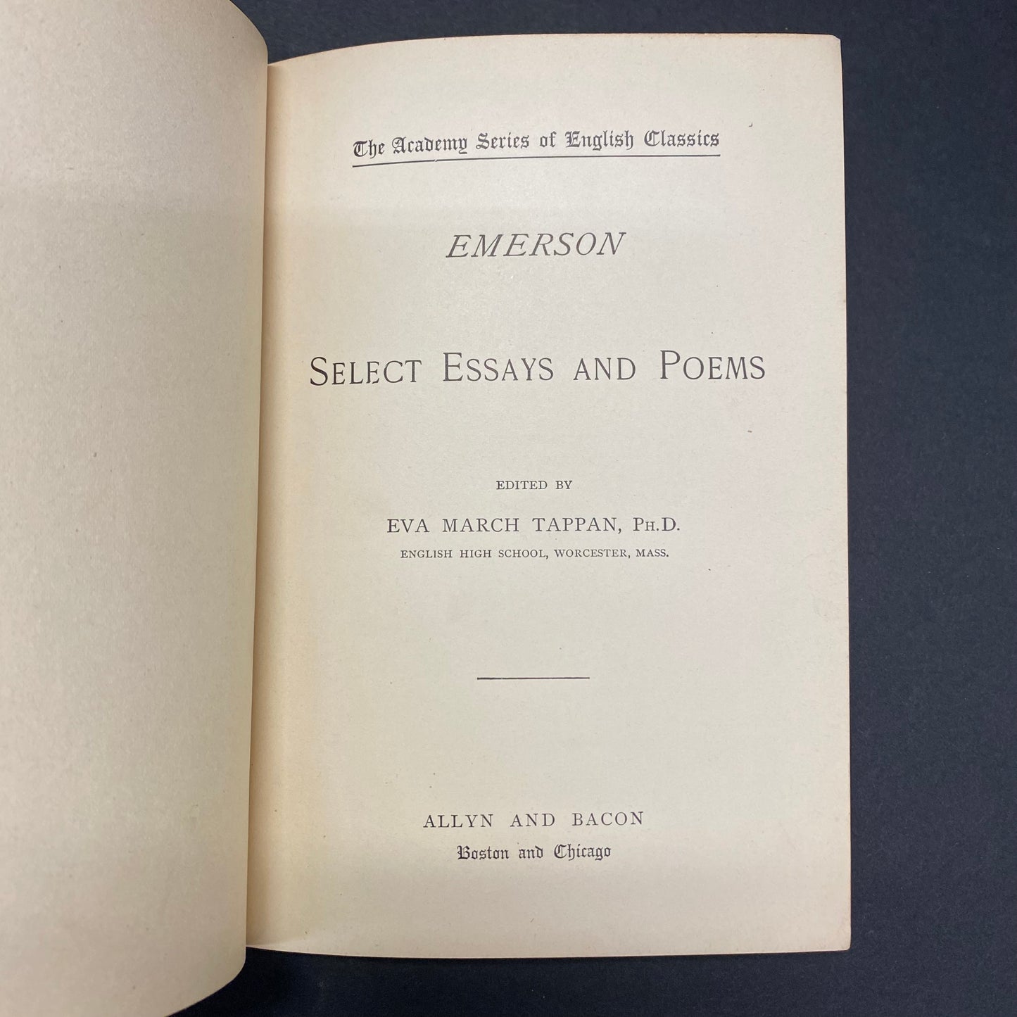 Emerson: Select Essays and Poems - Ralph Waldo Emerson - 1898
