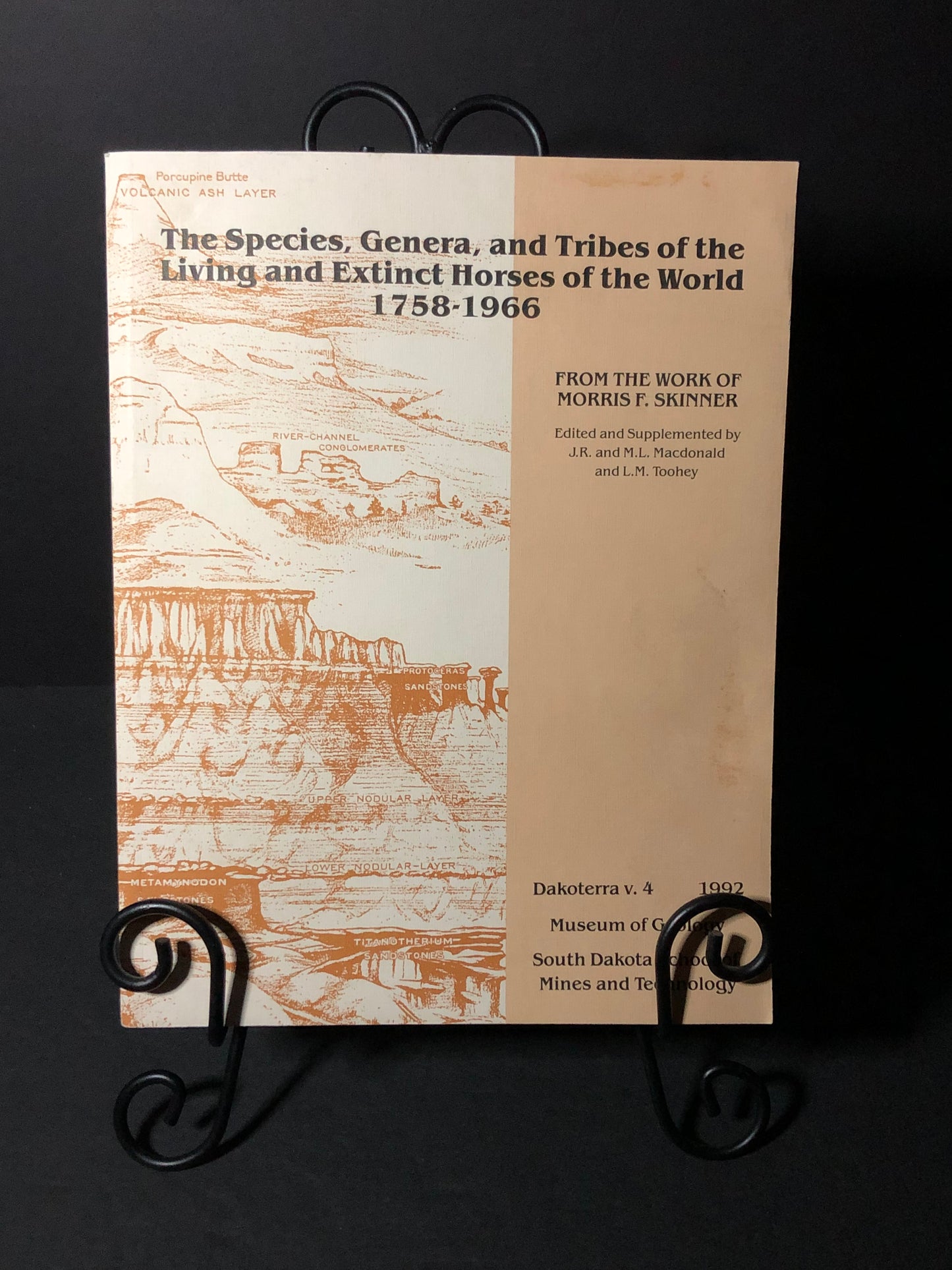 The Species, Genera, and Tribes of the Living and Extinct Horses of the World 1758 - 1966 - Morris F. Skinner - Scarce - 1992