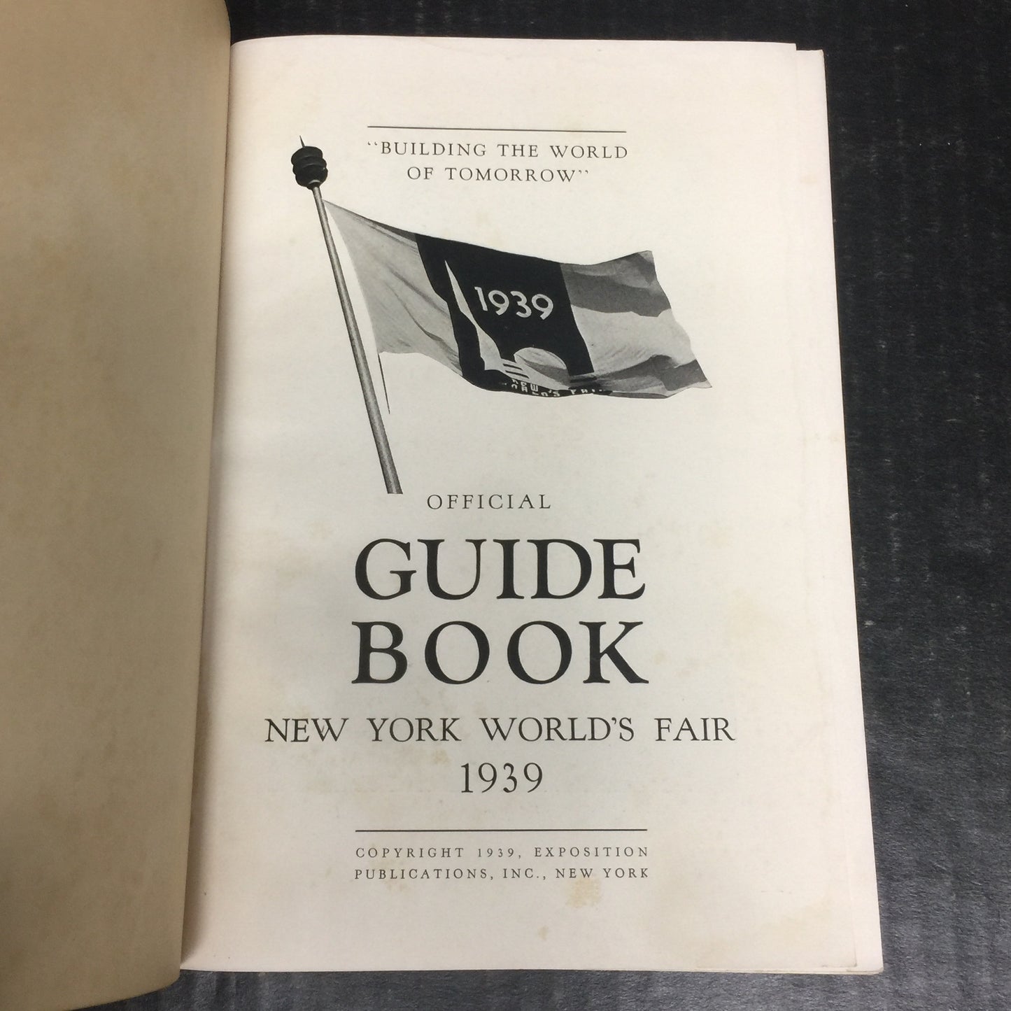 New York Worlds Fair Official Guide Book - Exposition Publications - Spine Damage - 1939