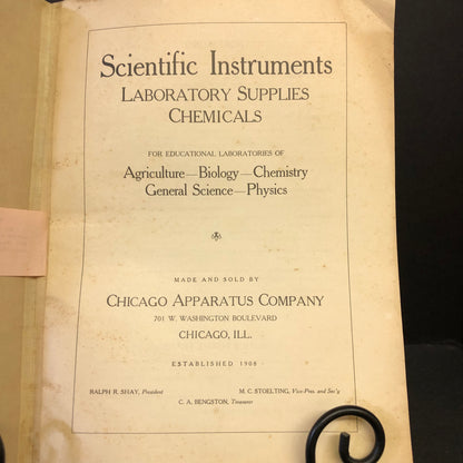 Scientific Instruments Catalogue - Chicago Apparatus Co. - 1922