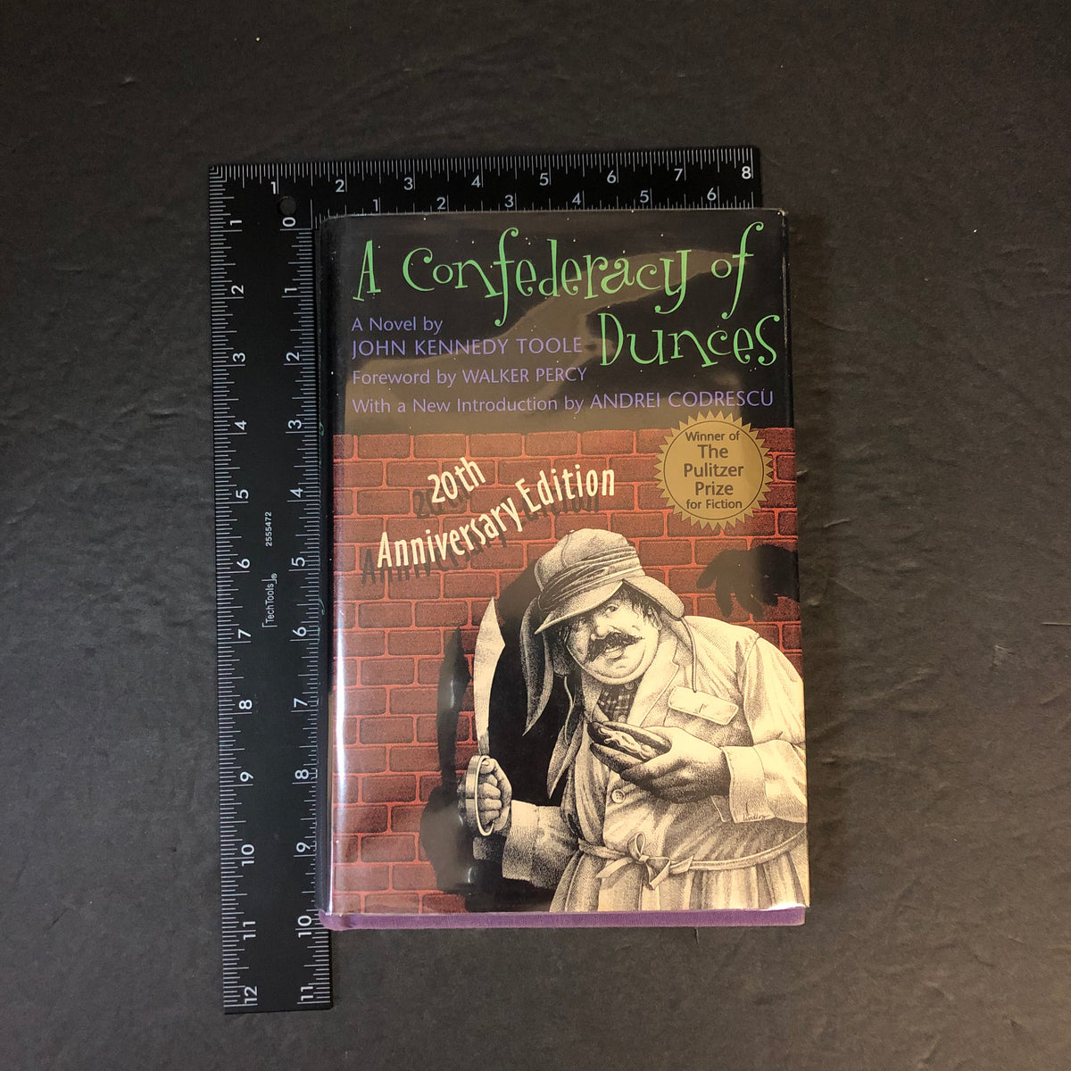 A Confederacy of Dunces - John Kennedy Toole - 20th Anniversary Edition - 2000
