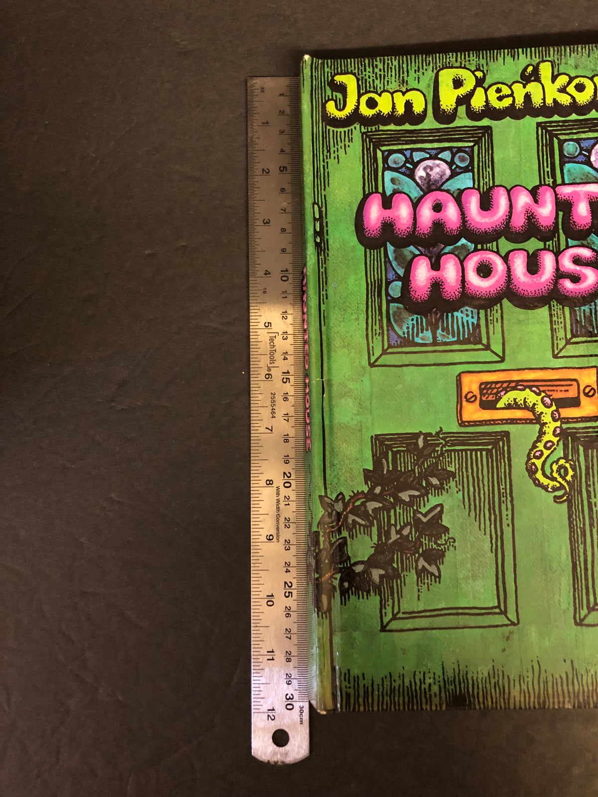 Haunted House - Jan Pienkowski - First Edition - 1979