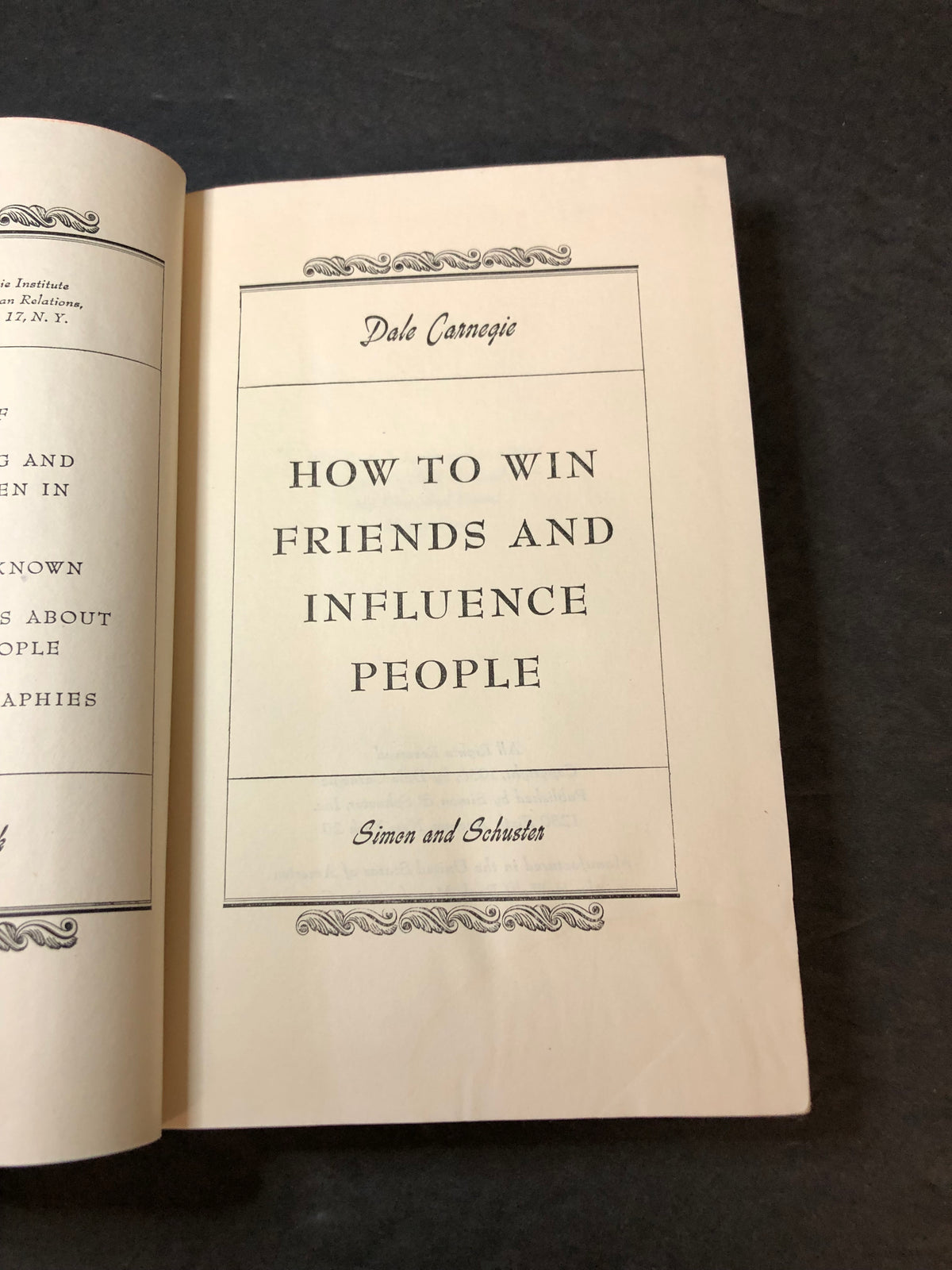 How to Win Friends and Influence People - Dale Carnegie - Scarce - 1938